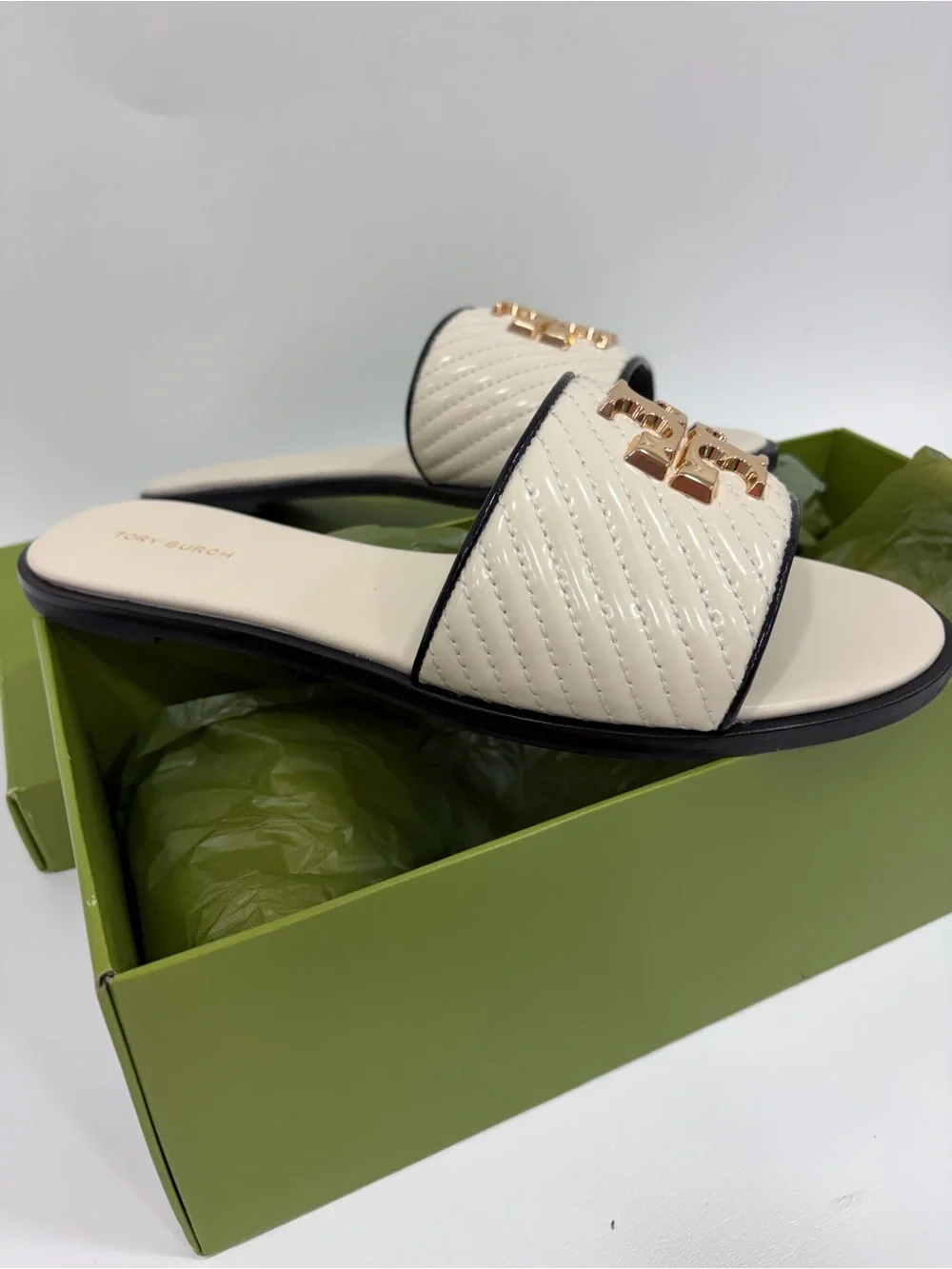 New in Box Tory Burch Everly Leather Slide, Light Cream, LIMITED EDITION 9